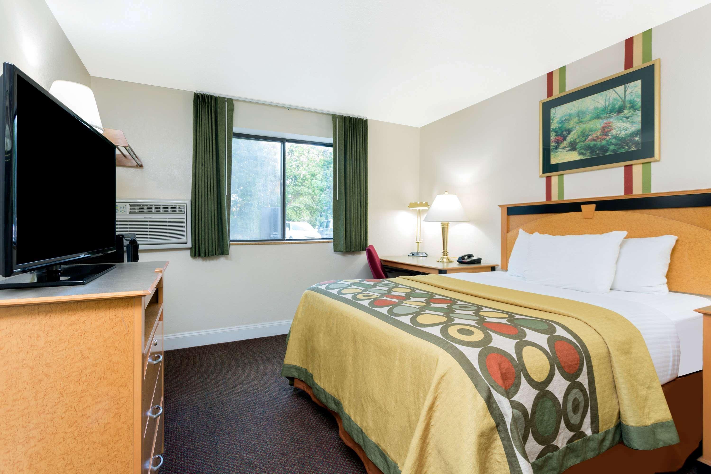 Super 8 By Wyndham Anderson/Clemson Area Motel Exterior foto