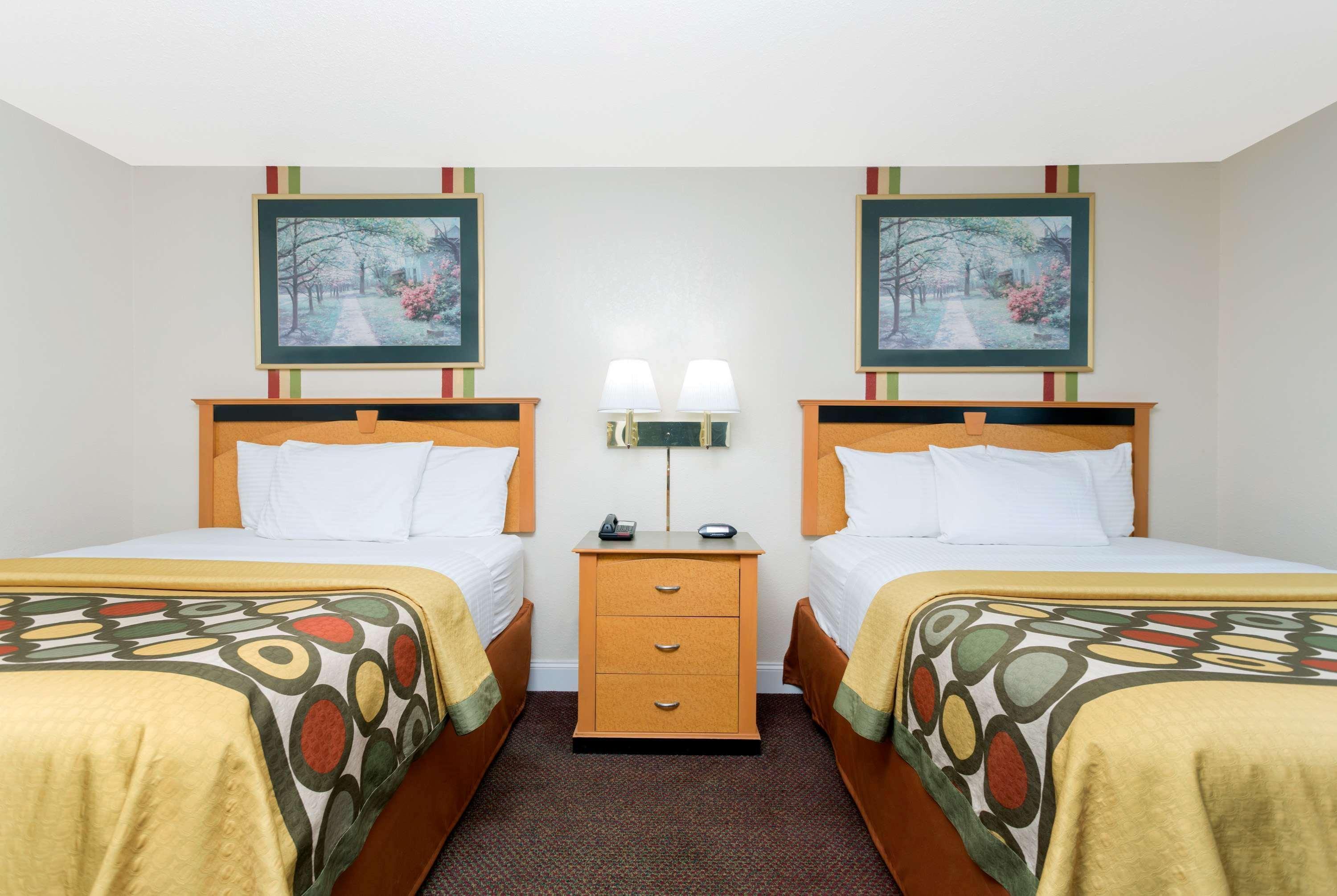 Super 8 By Wyndham Anderson/Clemson Area Motel Exterior foto