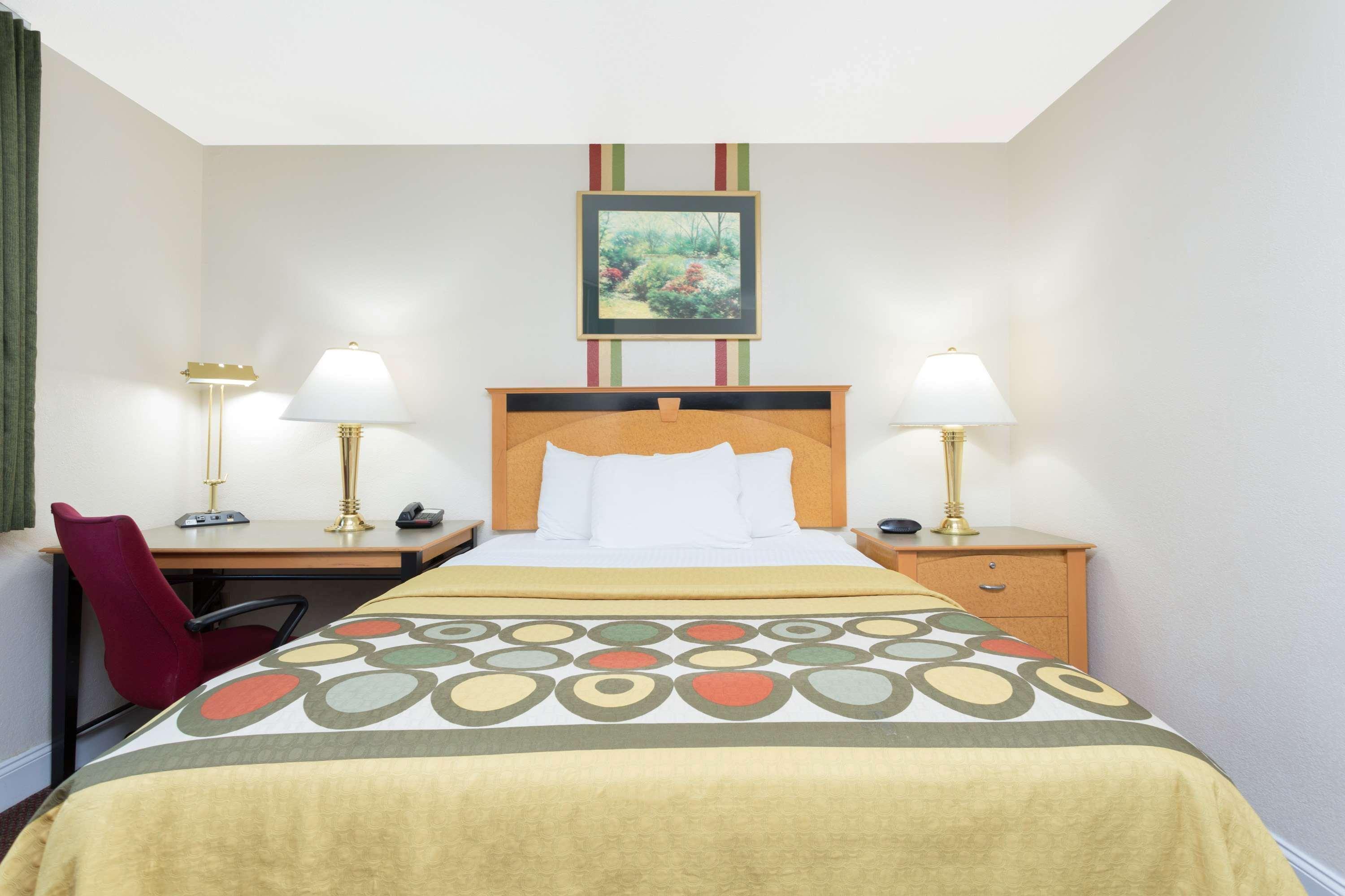 Super 8 By Wyndham Anderson/Clemson Area Motel Exterior foto